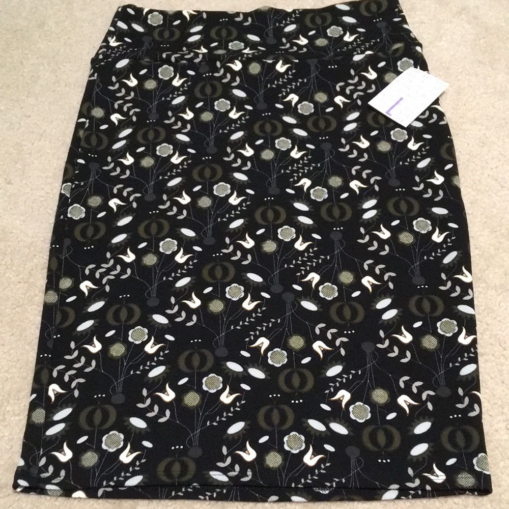 Lularoe Cassie